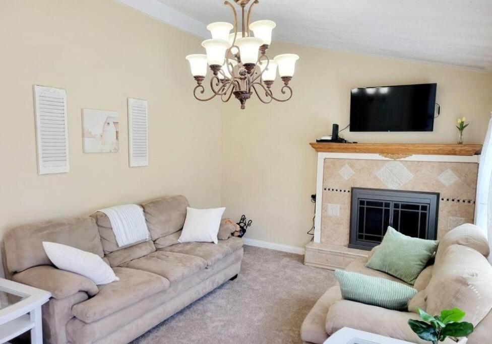 The Family Getaway Villa Tobyhanna Exterior photo