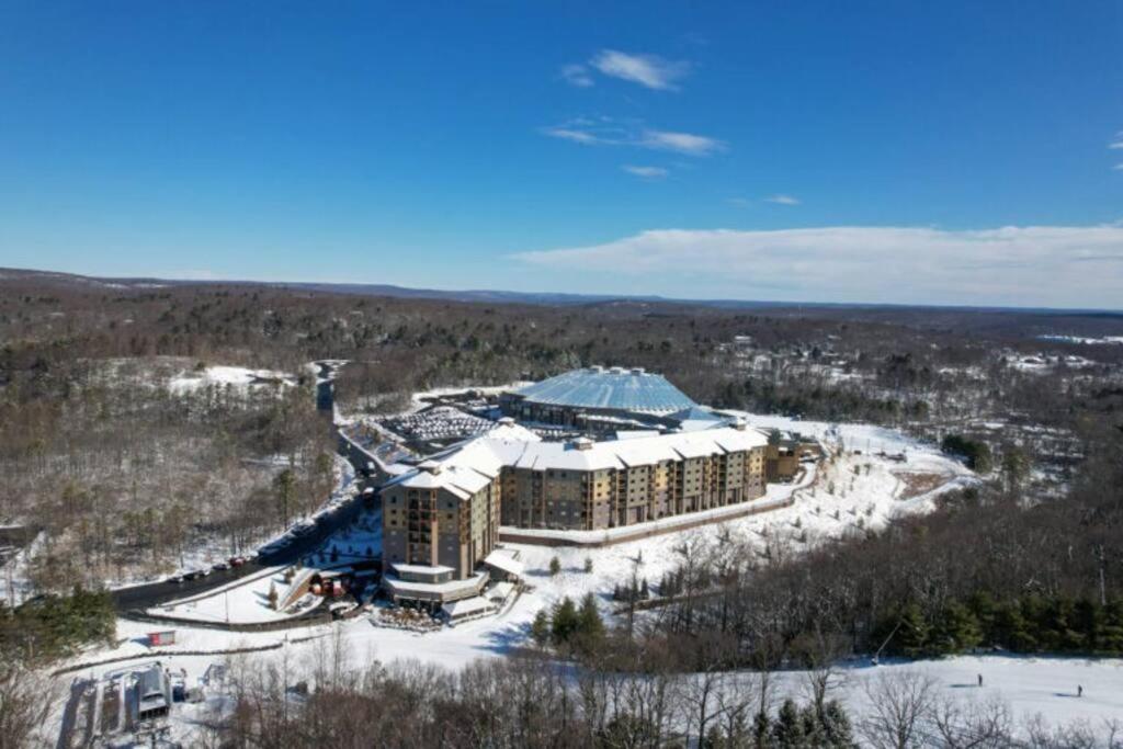 The Family Getaway Villa Tobyhanna Exterior photo