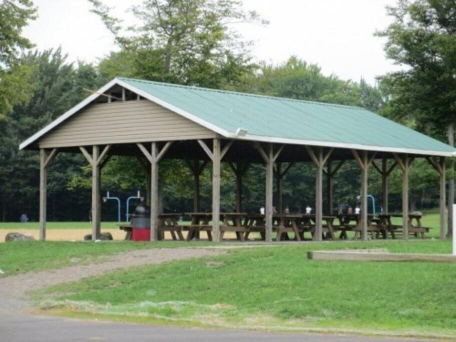 The Family Getaway Villa Tobyhanna Exterior photo